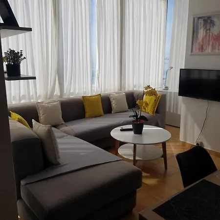2-bedroom 590