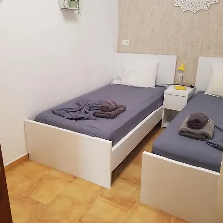 Apartment 2-bedroom 590 Durrës